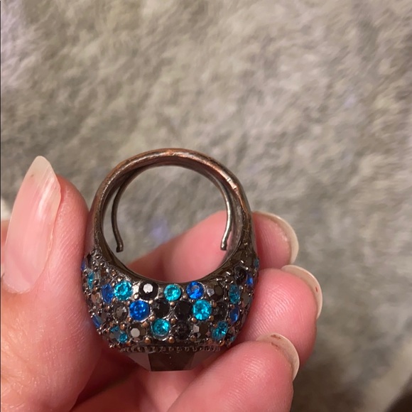 Ring - Picture 4 of 4